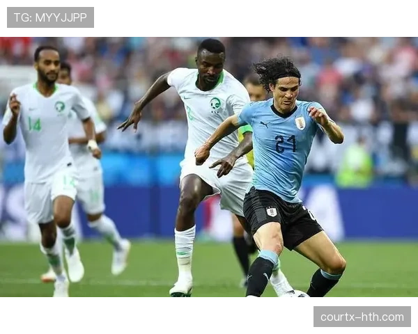 卡瓦尼状态火热，锋线本能再现助球队取胜